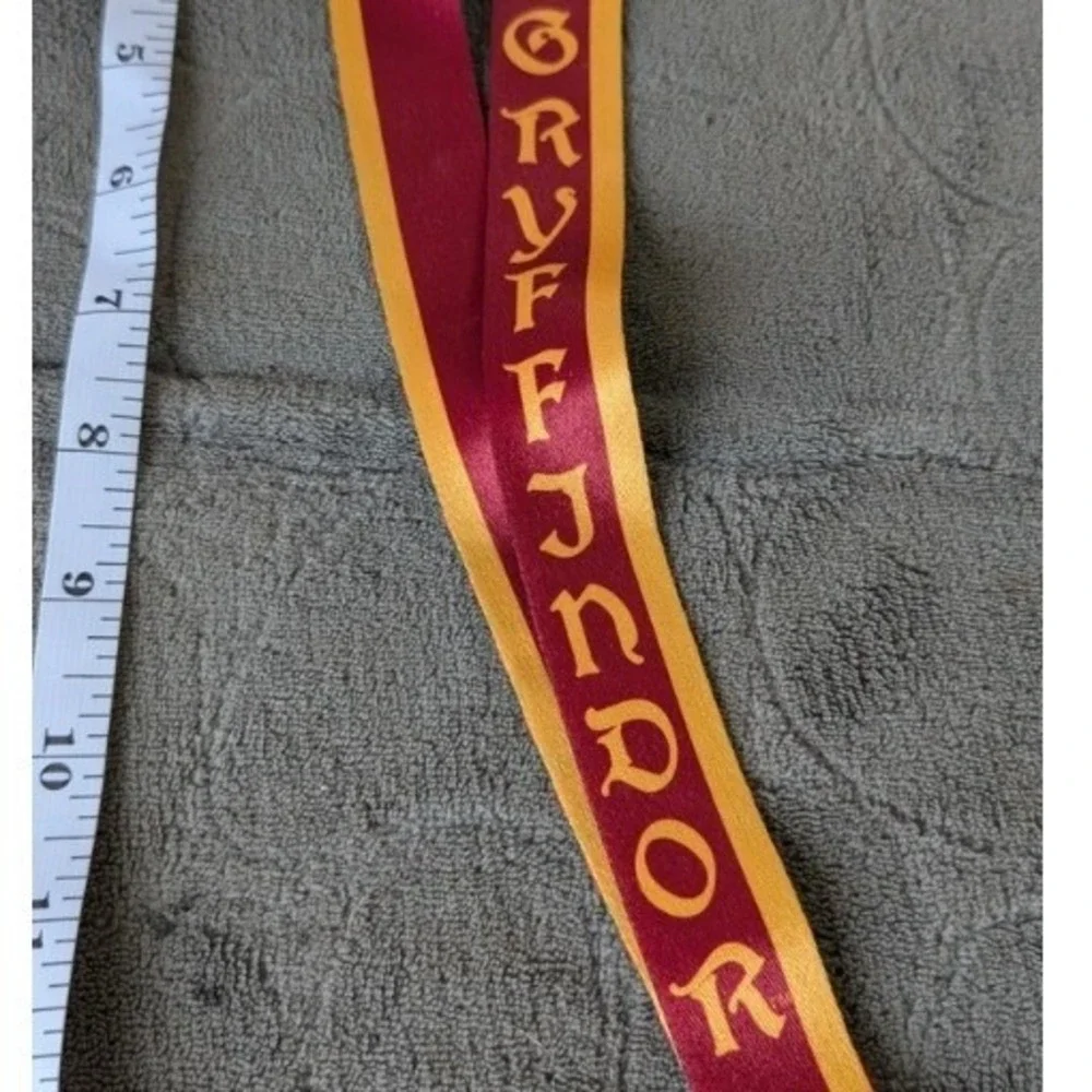 Harry‎ Potter Gryffindor Lanyard Universal Studios Wizarding World ID Holder